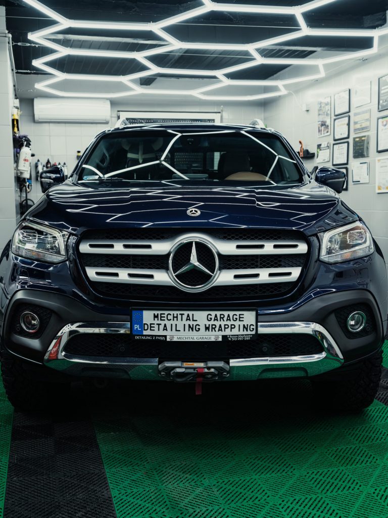 Mercedes X class - korekta lakieru